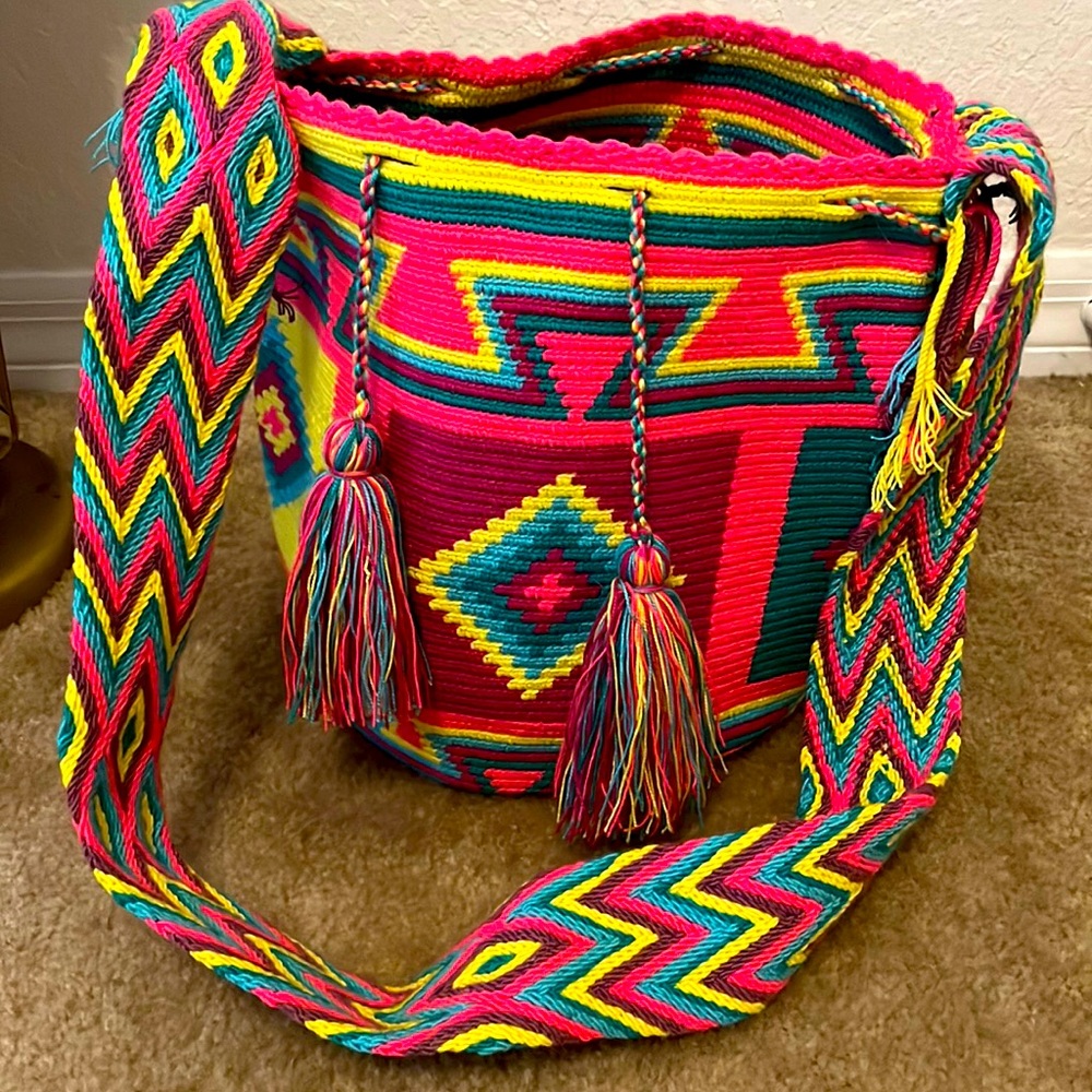 Colombian Cabo Wayuu handmade bag. New without tags.